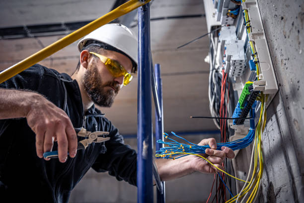 Best Residential Electrician Services  in Arapahoe, NE